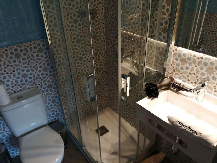 A Un Solo Paso Del Mar Lägenhet Barcelona Exteriör bild